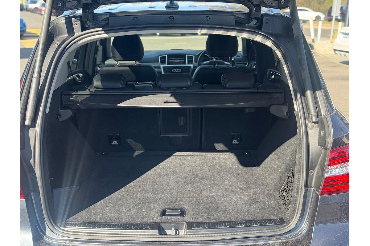 2013 Mercedes-Benz M-Class ML350 BlueTEC W166