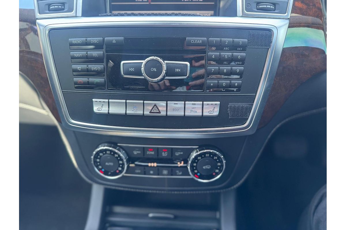 2013 Mercedes-Benz M-Class ML350 BlueTEC W166