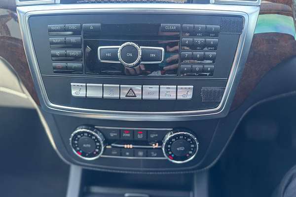 2013 Mercedes-Benz M-Class ML350 BlueTEC W166