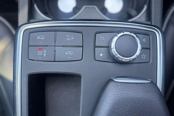 2013 Mercedes-Benz M-Class ML350 BlueTEC W166
