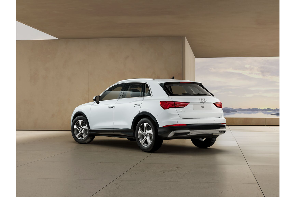 2025 Audi Q3 35 TFSI F3