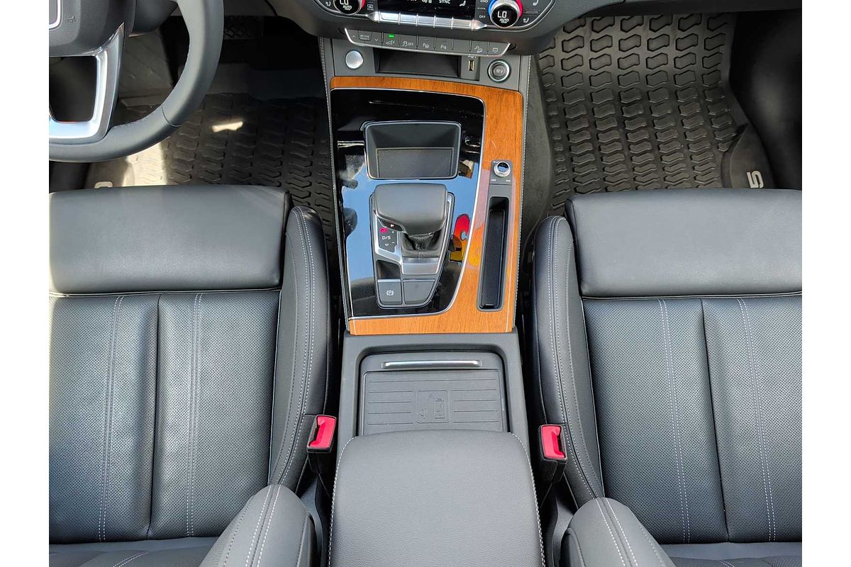 2024 Audi Q5 S line Prestige