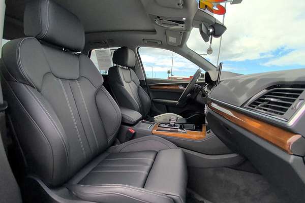 2024 Audi Q5 S line Prestige