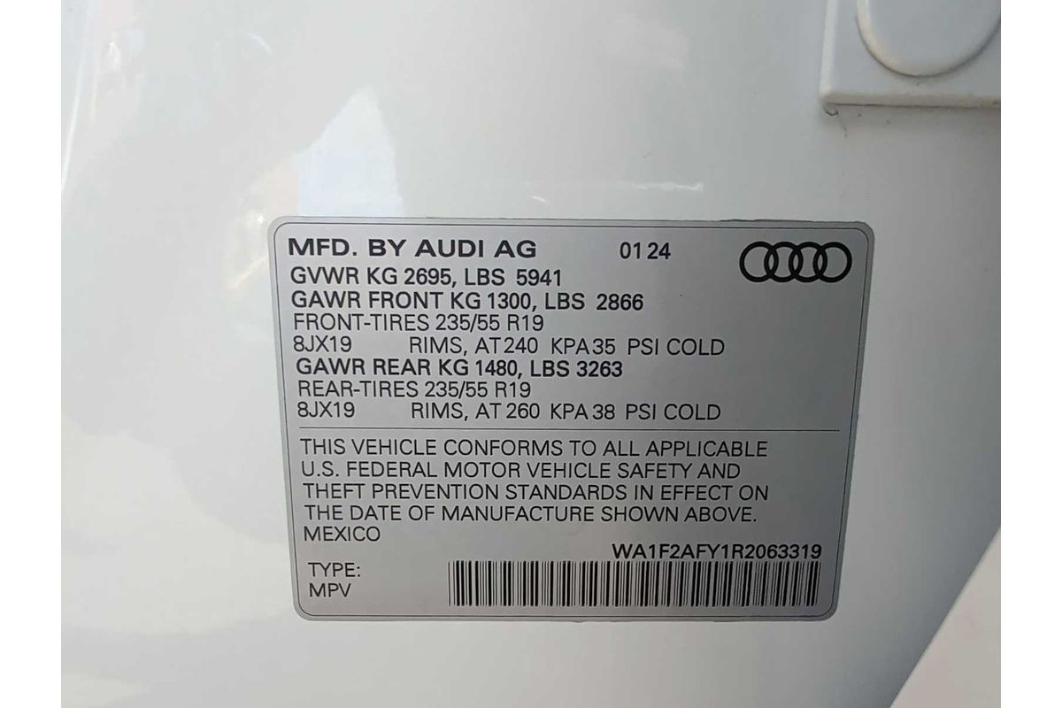 2024 Audi Q5 S line Prestige