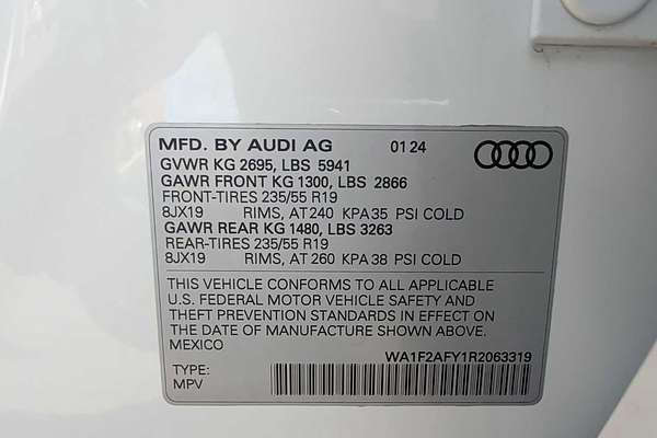 2024 Audi Q5 S line Prestige