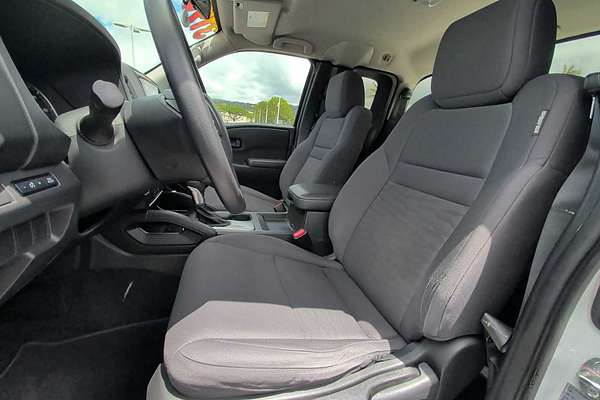 2023 Nissan Frontier S