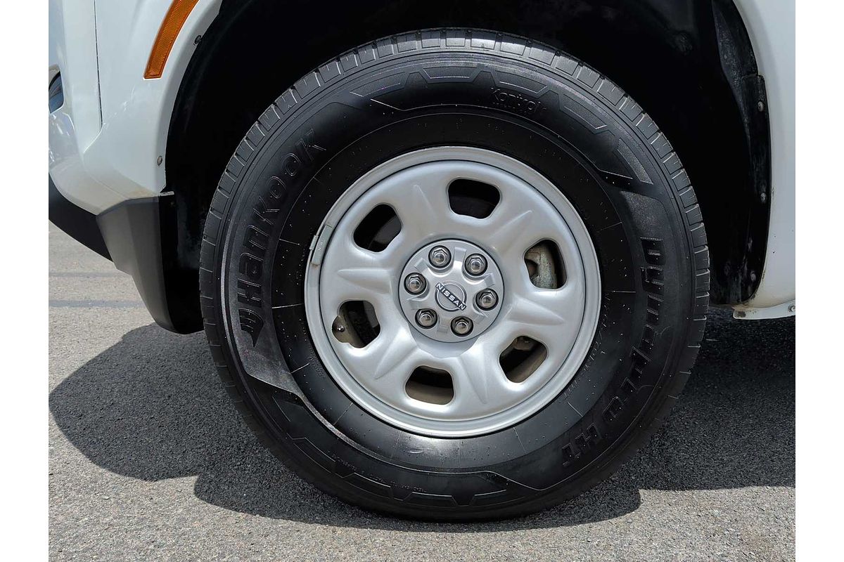 2023 Nissan Frontier S