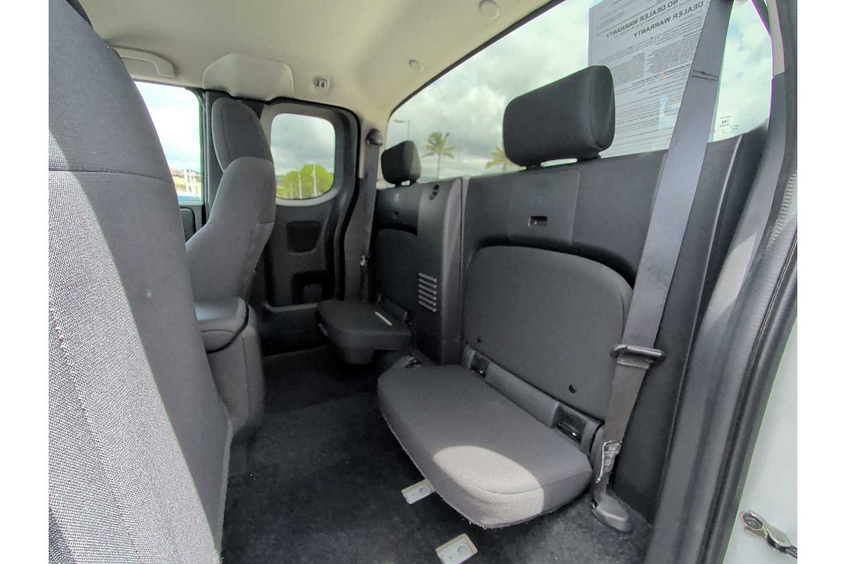 2023 Nissan Frontier S