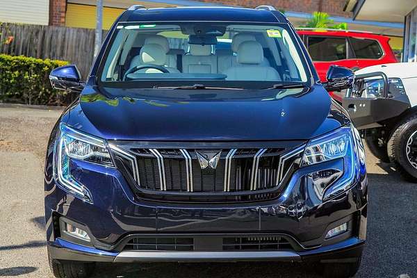 2025 Mahindra XUV700 AX7L