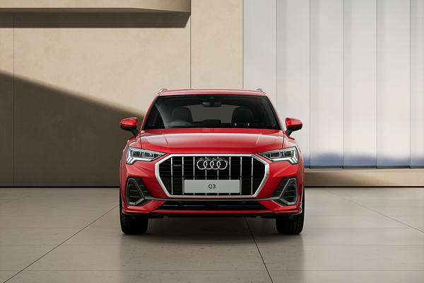 2025 Audi Q3 35 TFSI S line edition F3