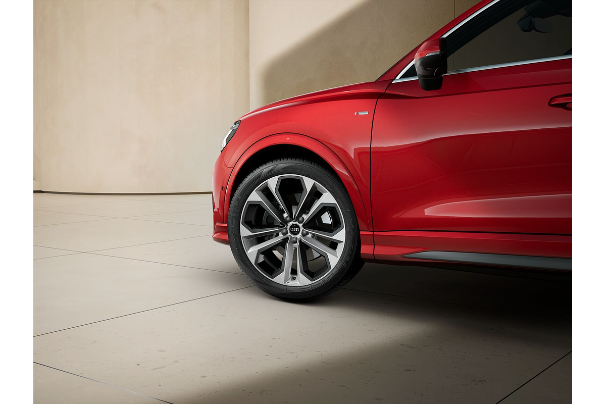 2025 Audi Q3 35 TFSI S line edition F3