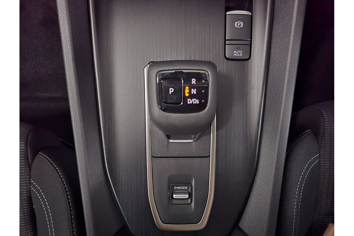 2025 Nissan QASHQAI ST-L J12