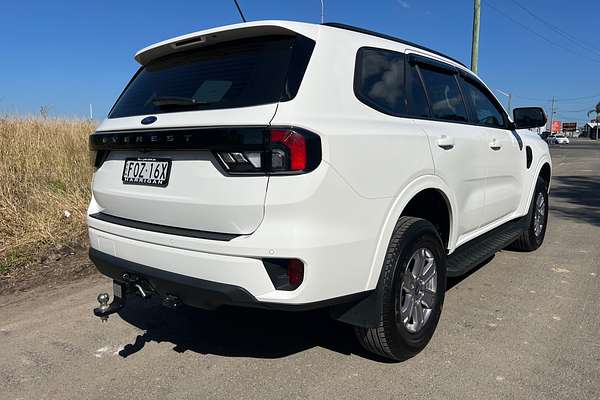 2024 Ford Everest Ambiente 2.0L