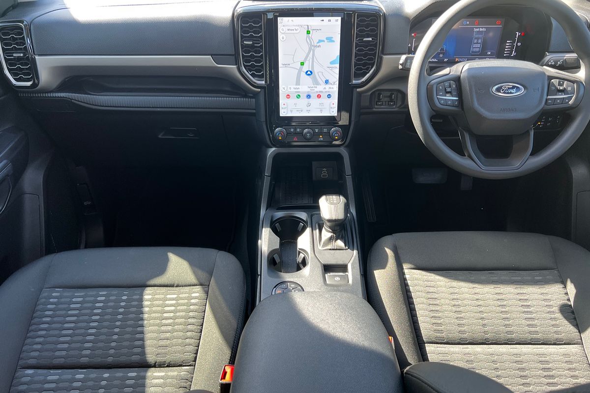 2024 Ford Everest Ambiente 2.0L