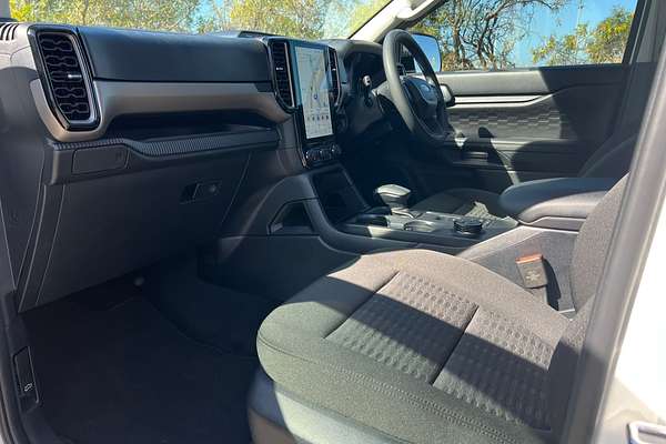 2024 Ford Everest Ambiente 2.0L