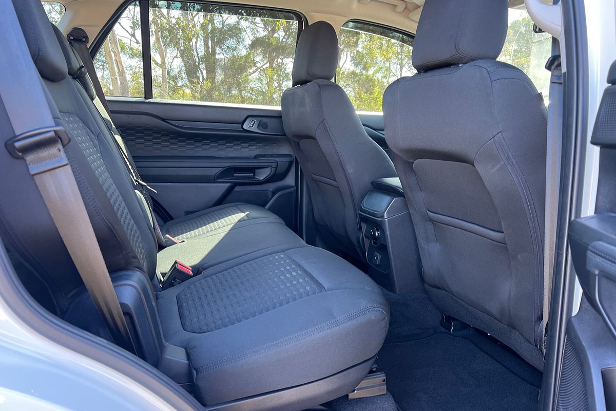 2024 Ford Everest Ambiente 2.0L