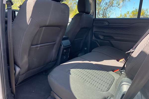 2024 Ford Everest Ambiente 2.0L