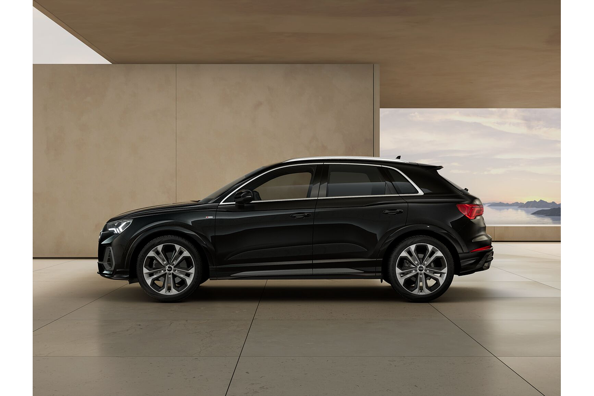 2025 Audi Q3 40 TFSI S line F3