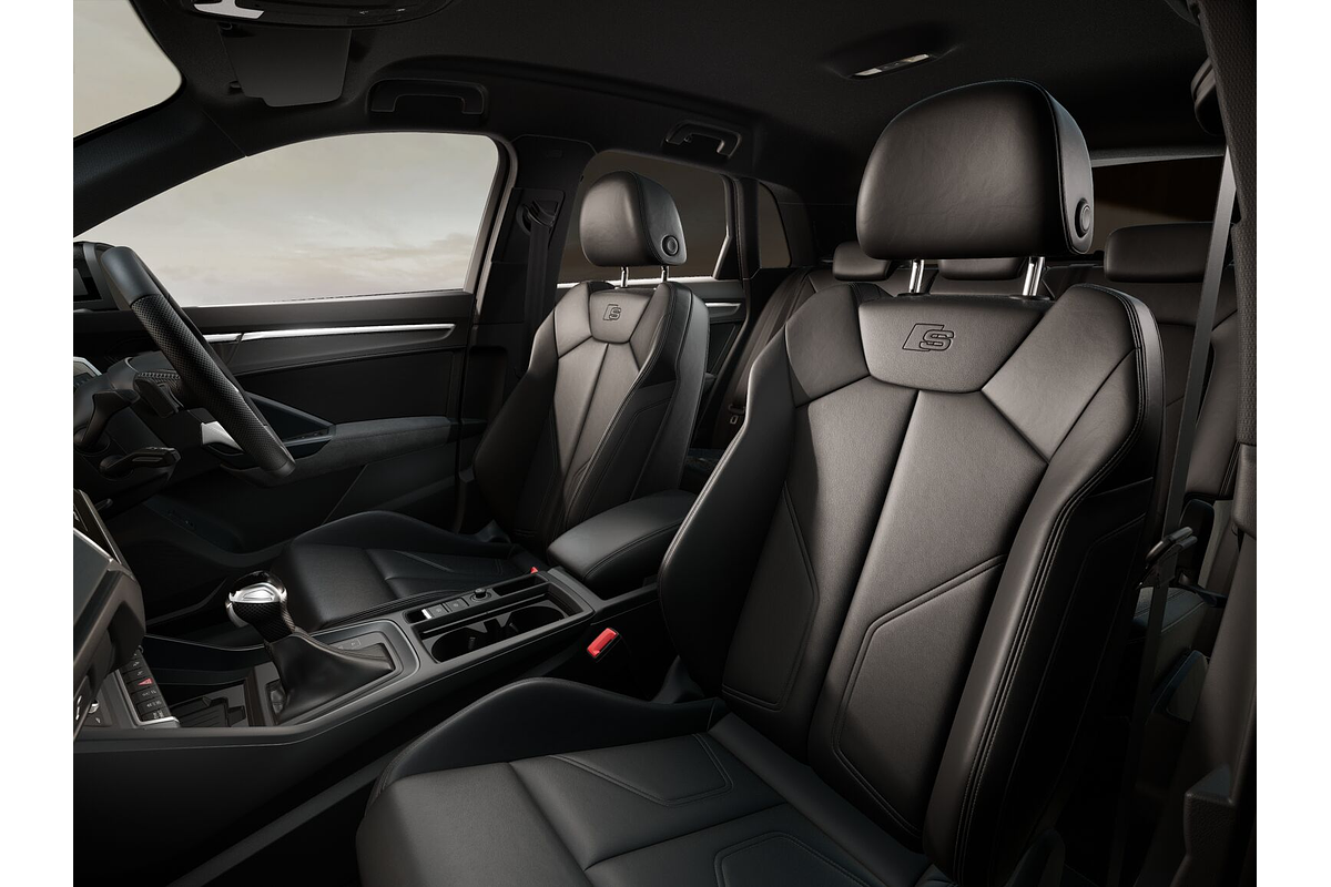 2025 Audi Q3 40 TFSI S line F3