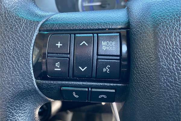 2017 Toyota Hilux SR GUN126R