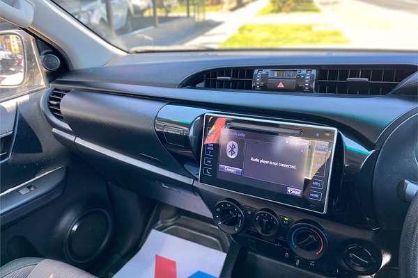 2017 Toyota Hilux SR GUN126R