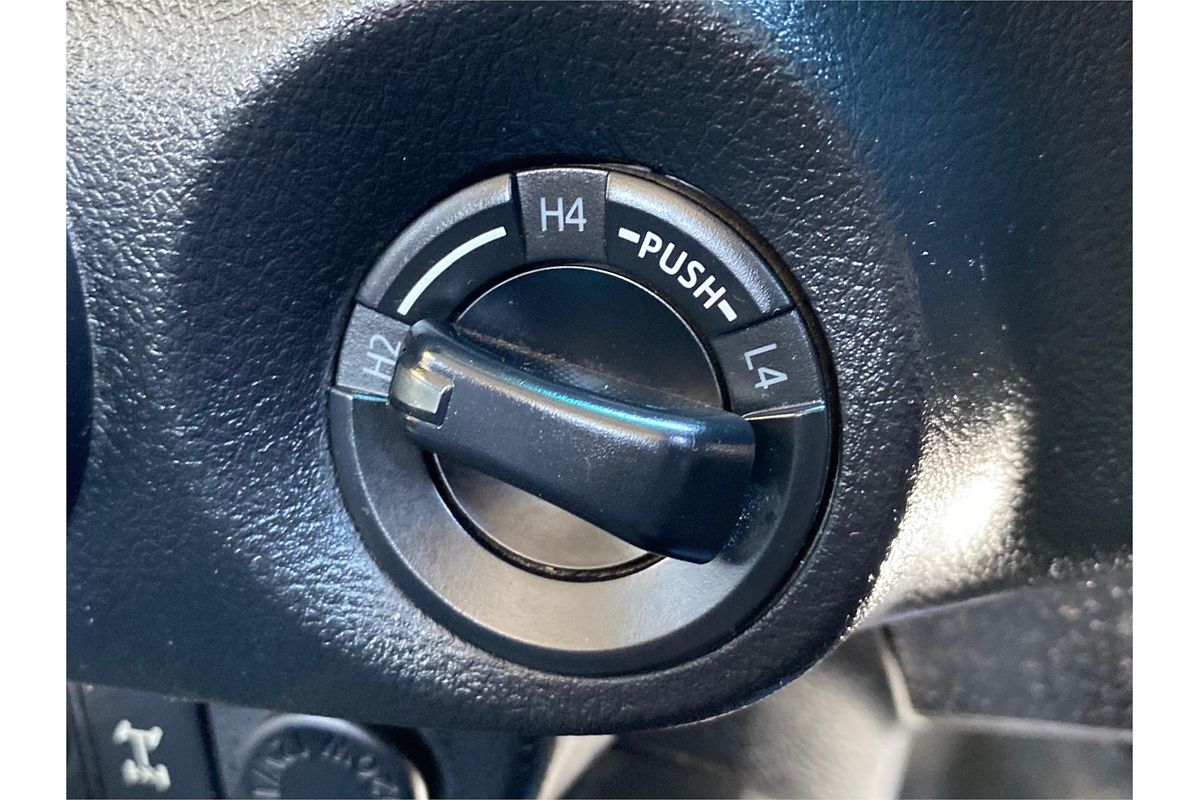 2017 Toyota Hilux SR GUN126R