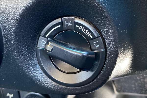 2017 Toyota Hilux SR GUN126R