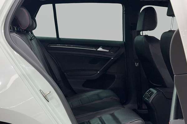 2016 Volkswagen Golf GTI Performance 7