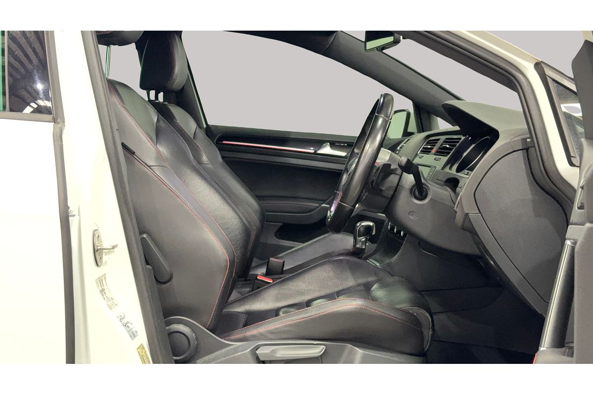 2016 Volkswagen Golf GTI Performance 7