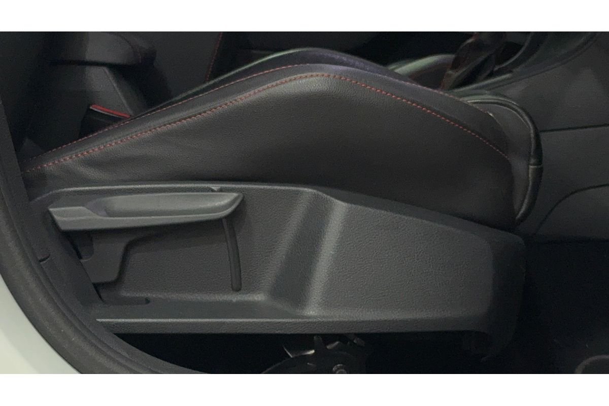 2016 Volkswagen Golf GTI Performance 7