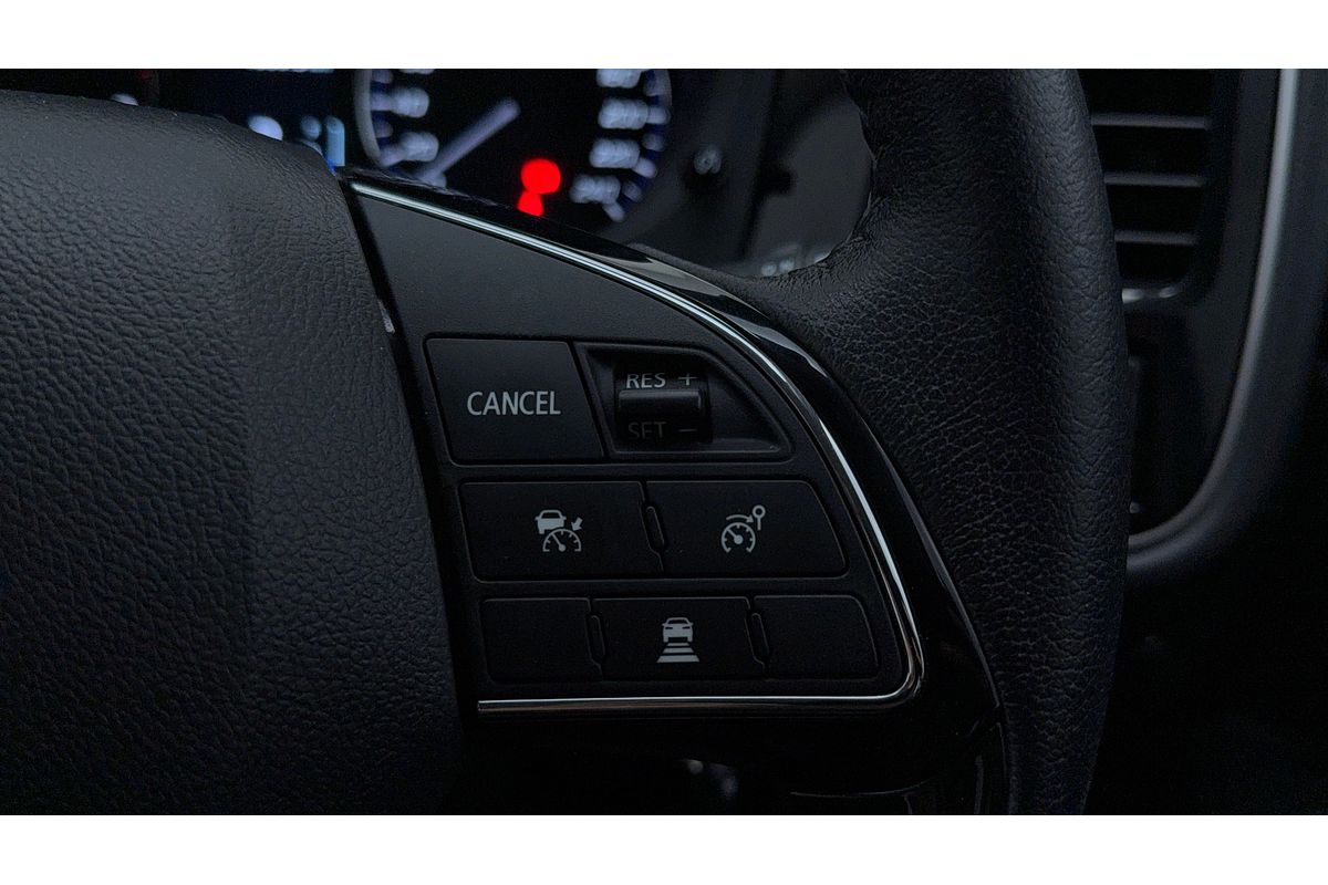 2018 Mitsubishi Outlander ES ADAS ZL