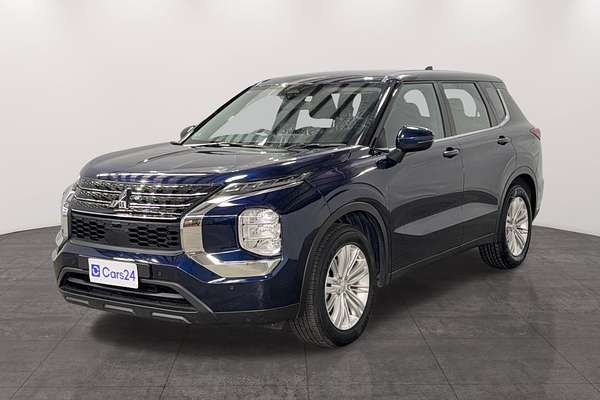 2023 Mitsubishi Outlander ES ZM