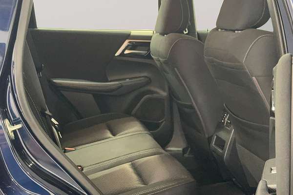 2023 Mitsubishi Outlander ES ZM