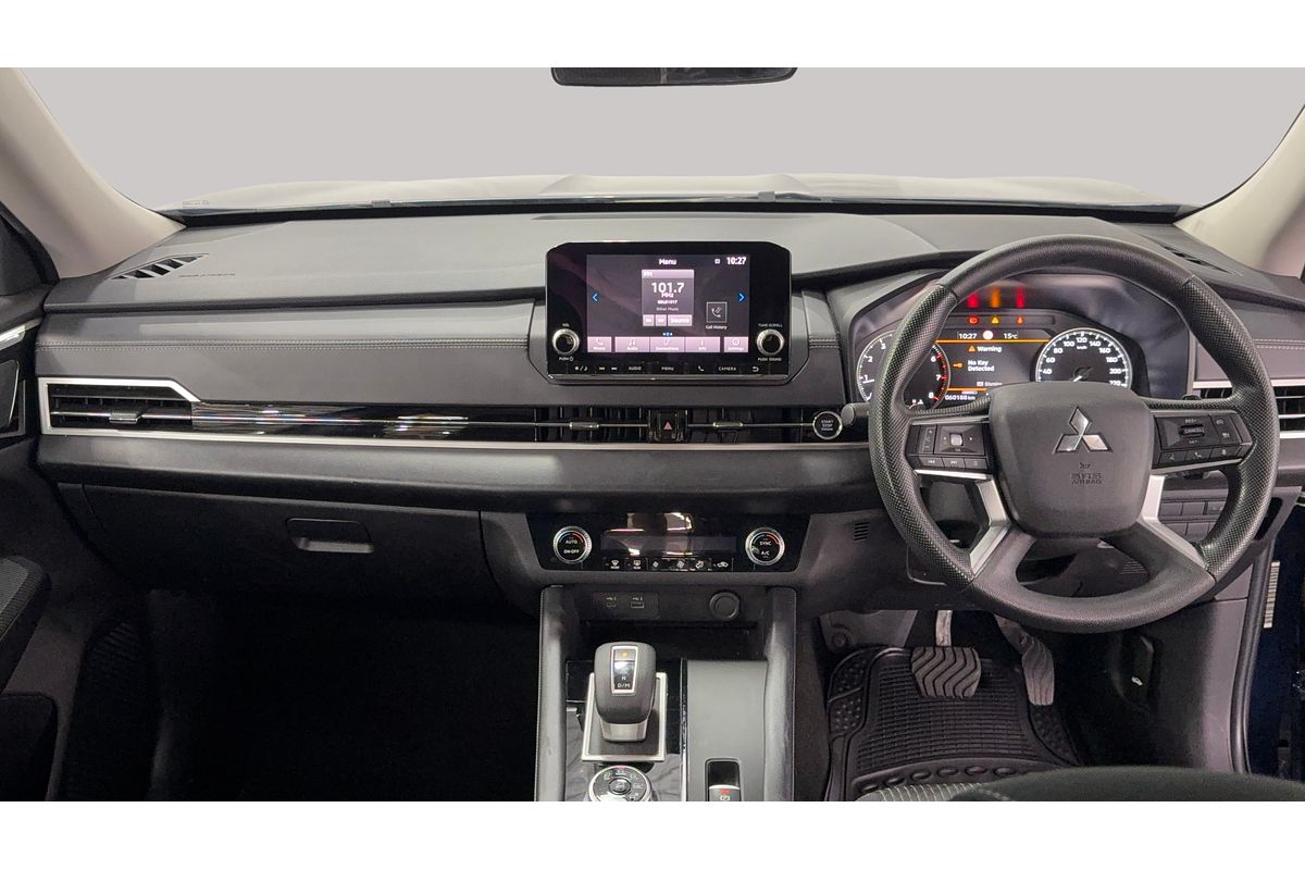 2023 Mitsubishi Outlander ES ZM