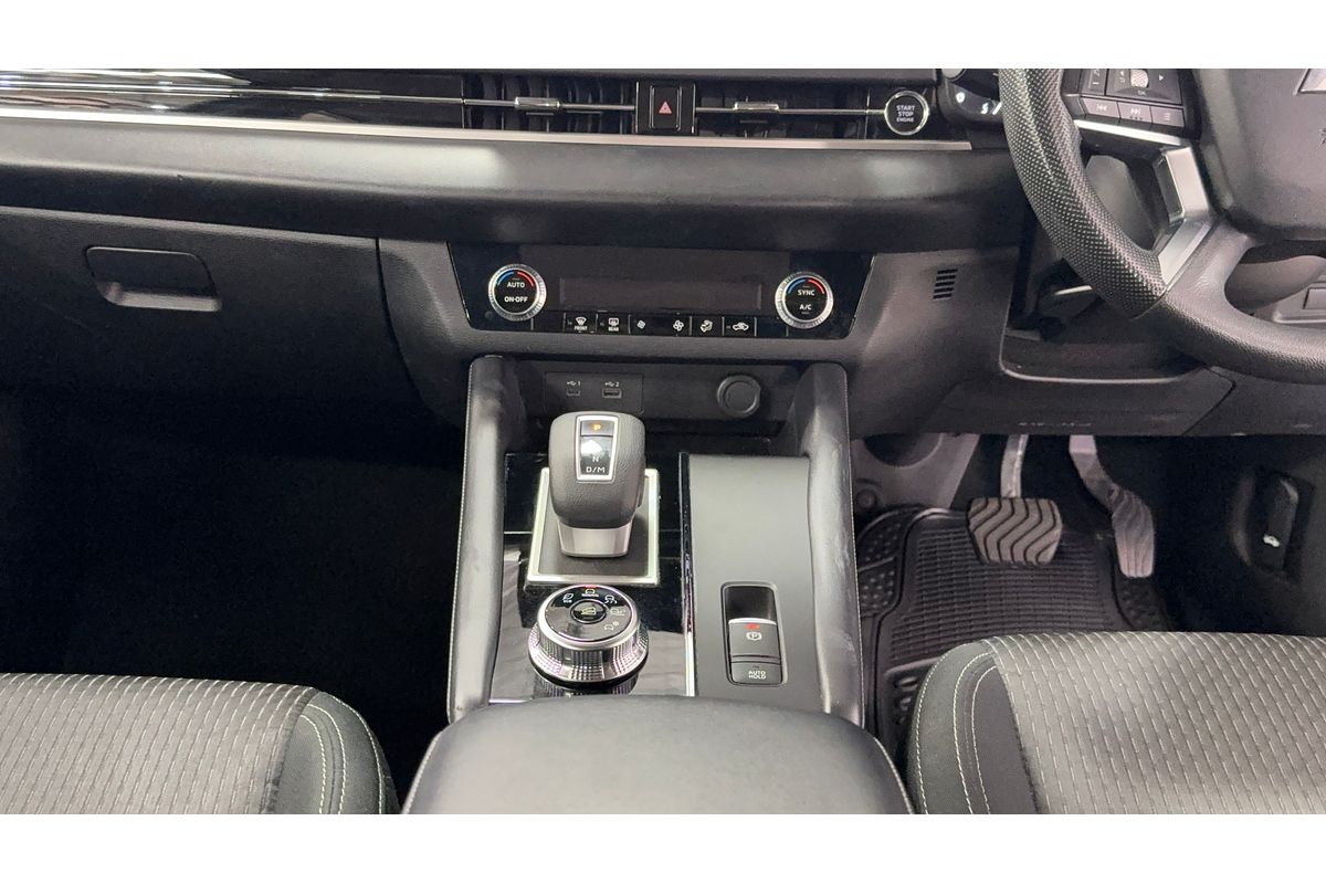 2023 Mitsubishi Outlander ES ZM