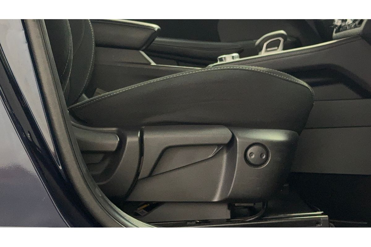 2023 Mitsubishi Outlander ES ZM