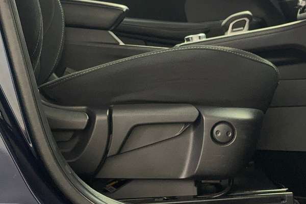 2023 Mitsubishi Outlander ES ZM