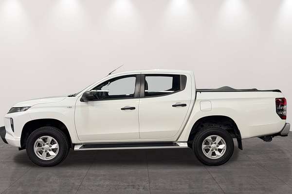 2019 Mitsubishi Triton GLX+ MR 4X4