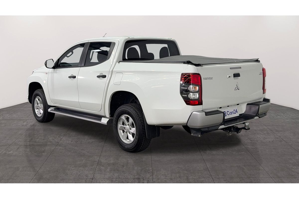 2019 Mitsubishi Triton GLX+ MR 4X4