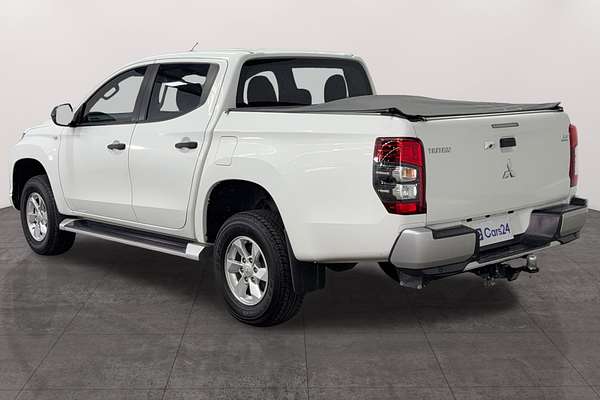 2019 Mitsubishi Triton GLX+ MR 4X4