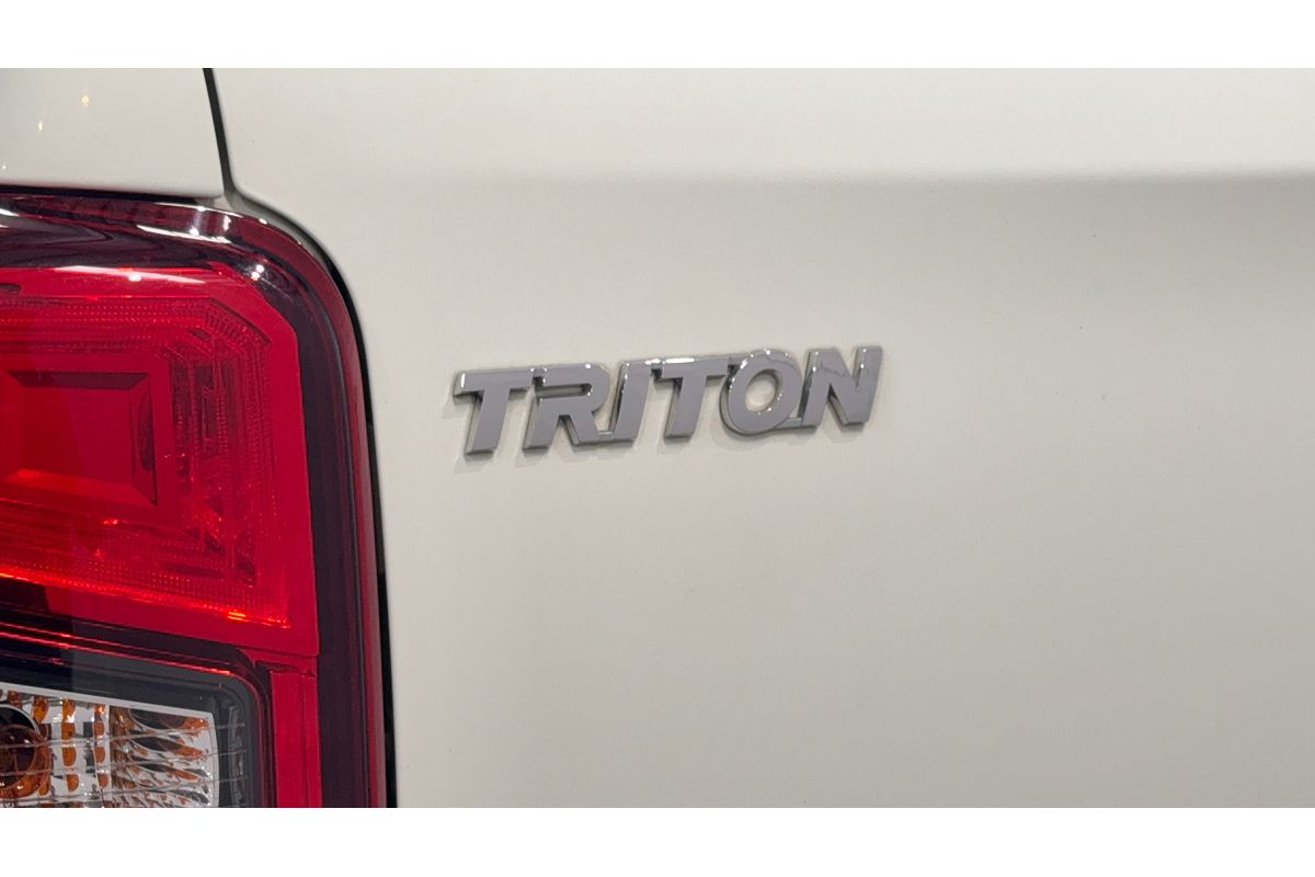 2019 Mitsubishi Triton GLX+ MR 4X4