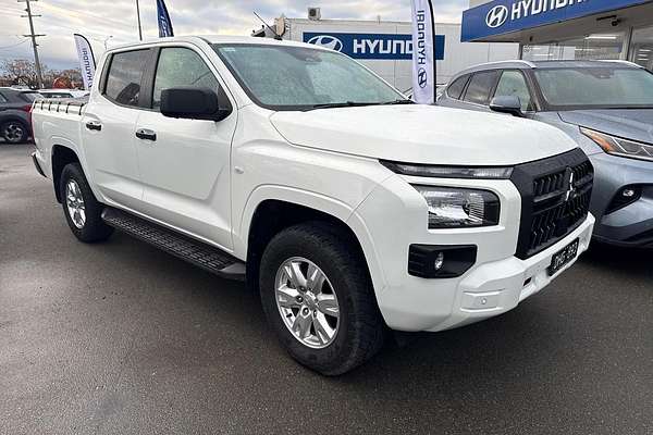 2024 Mitsubishi Triton GLX+ MV 4X4