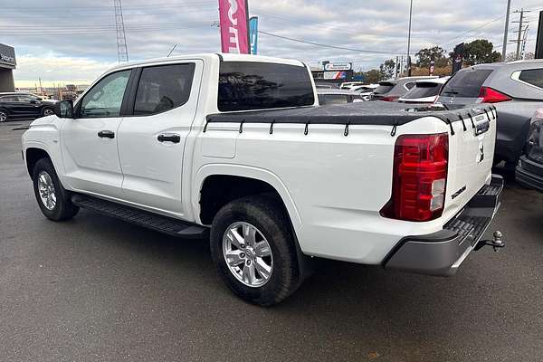 2024 Mitsubishi Triton GLX+ MV 4X4