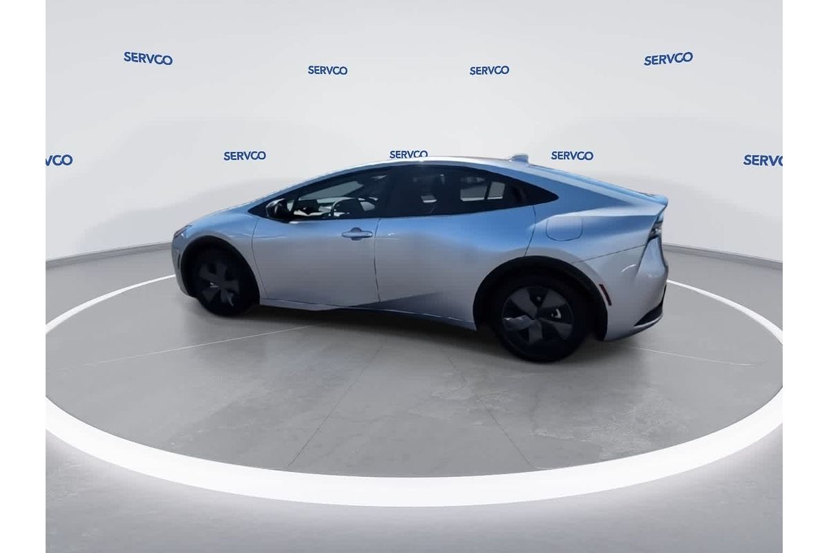 2025 Toyota Prius SE