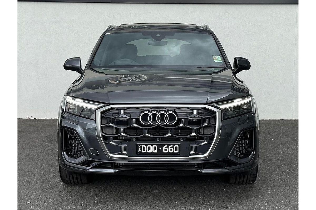 2024 Audi Q7 55 TFSI S line 4M