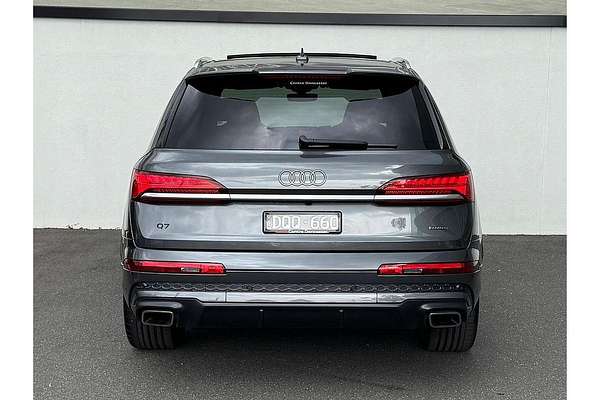 2024 Audi Q7 55 TFSI S line 4M