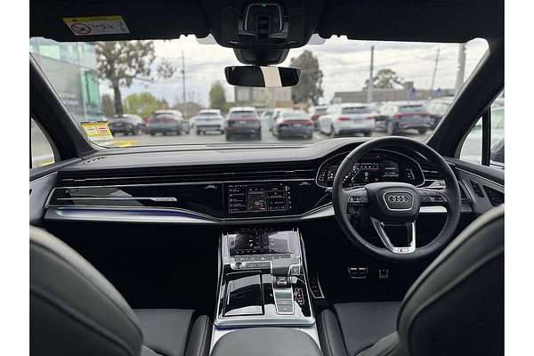 2024 Audi Q7 55 TFSI S line 4M