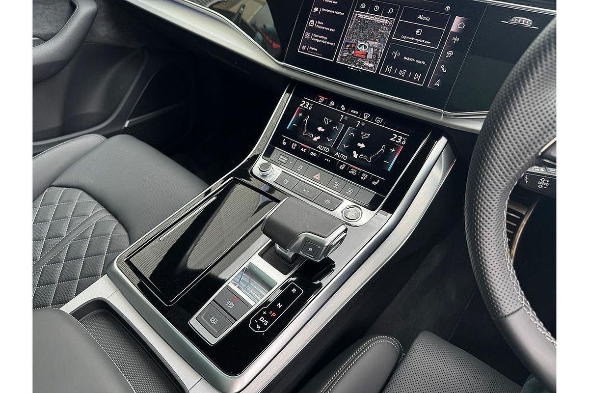 2024 Audi Q7 55 TFSI S line 4M