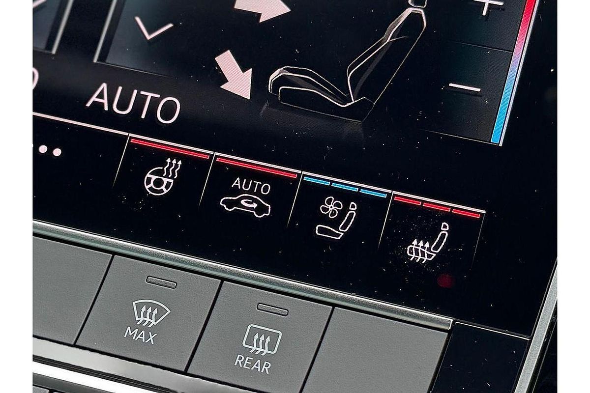 2024 Audi Q7 55 TFSI S line 4M
