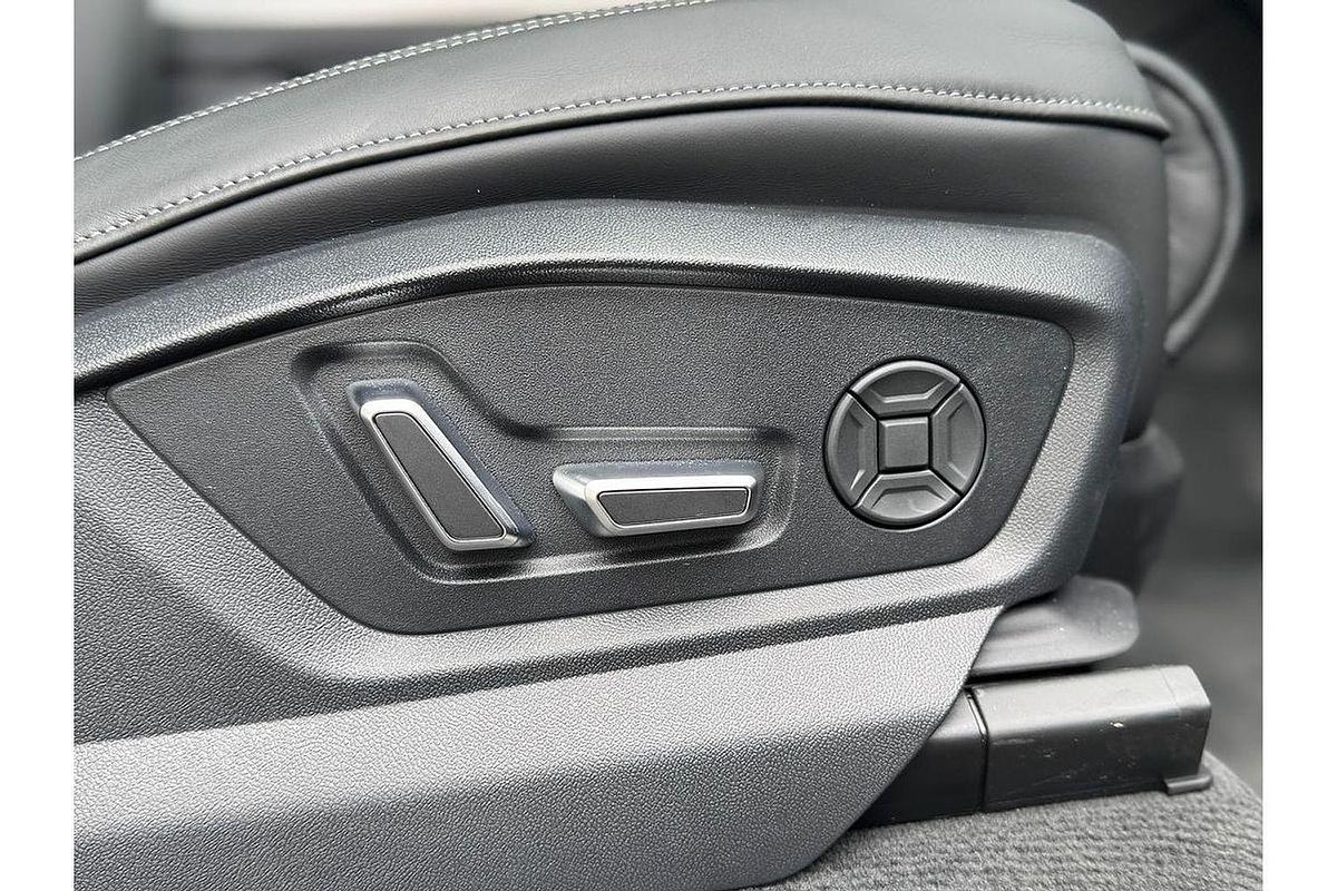 2024 Audi Q7 55 TFSI S line 4M